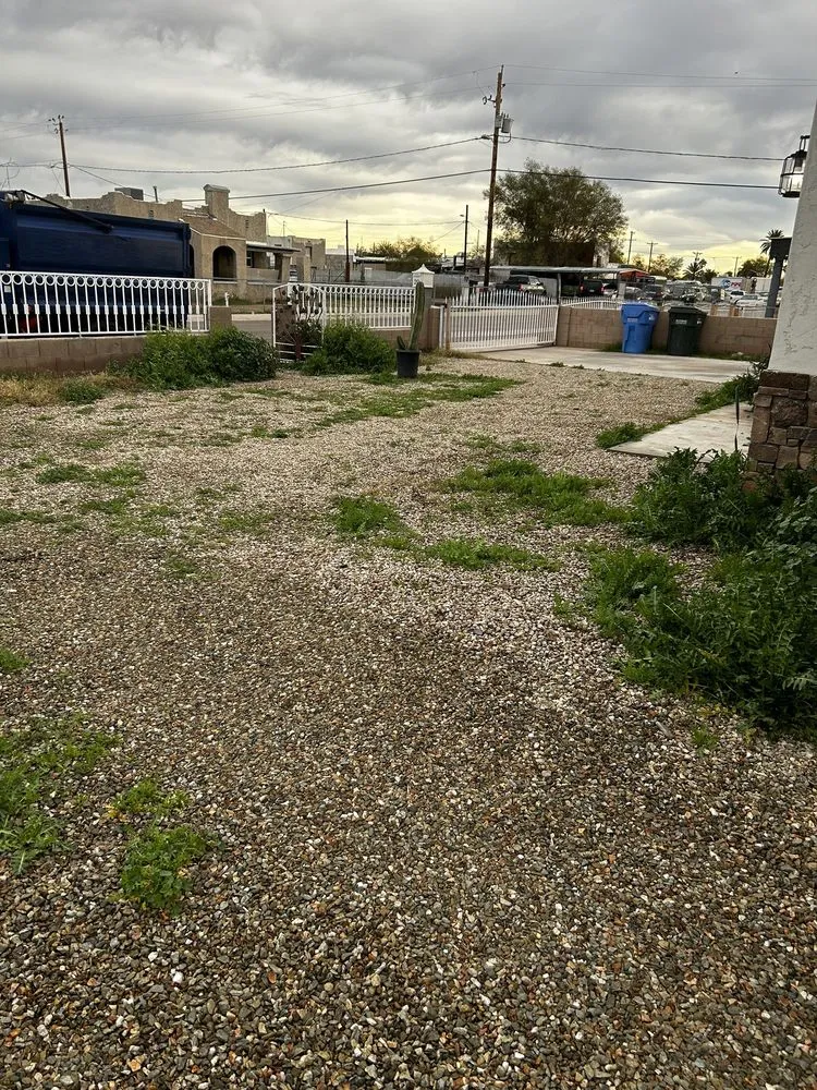 Local landscape design in Phoenix, AZ by Moises Hilario Trujillo Landscaping