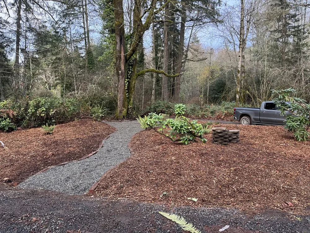 Affordable outdoor landscaping in Federal Way, WA by Moises landscaping