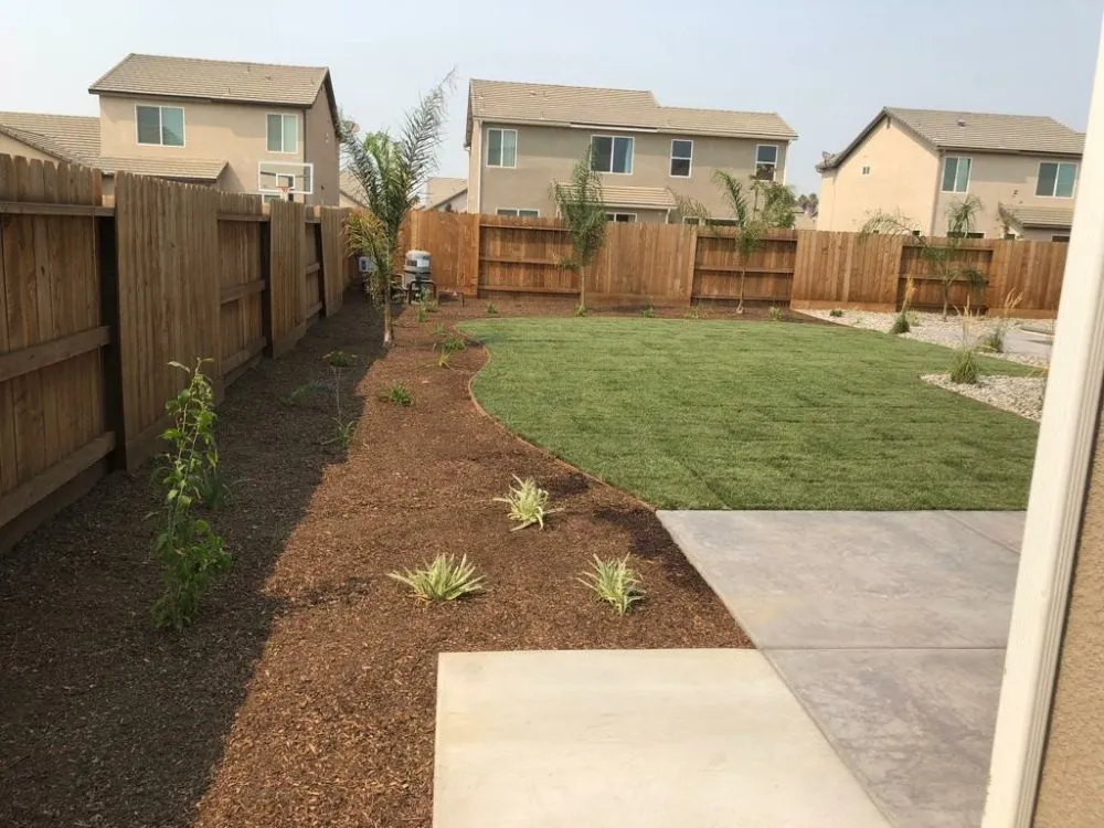 Top-rated residential landscaping for residential properties in Tulare, CA by Moises Lendo Lawn Service