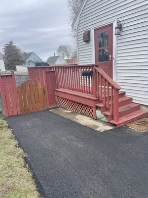 Moises Masonry & Landscaping Logo