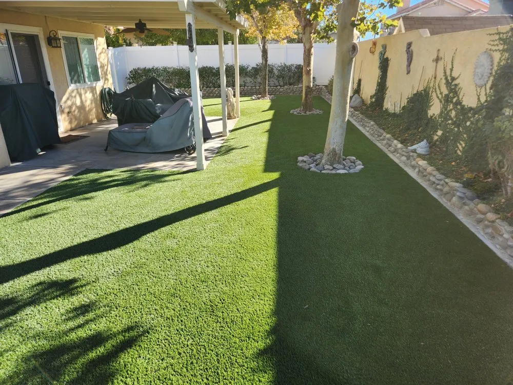 Custom yard maintenance experts serving Apple Valley, CA - Mojave Curb and Turf