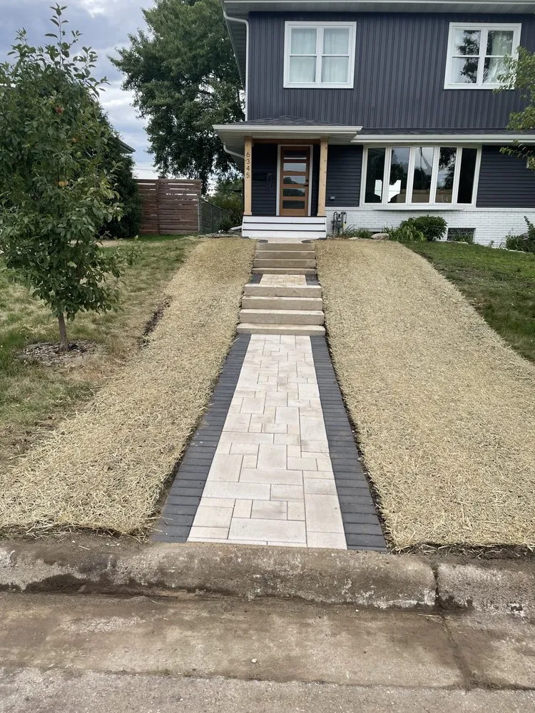 Expert outdoor landscaping experts serving Minneapolis, MN - Mojestic Landscape