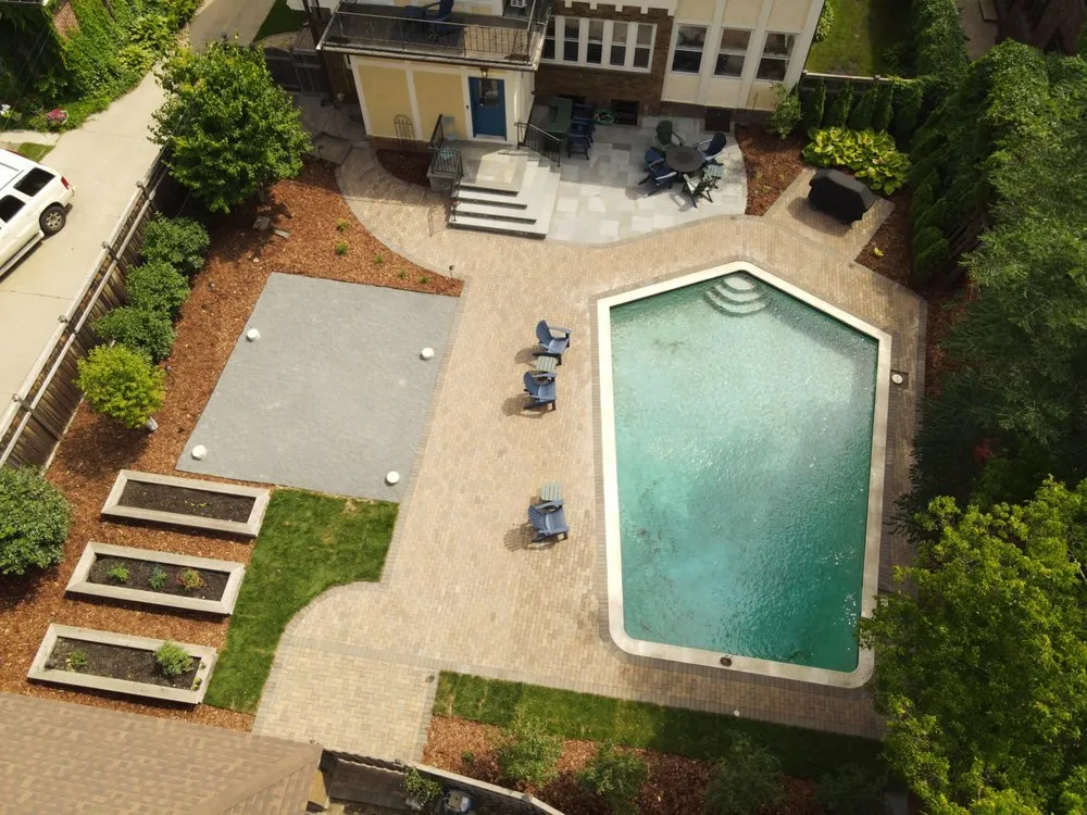 Expert garden landscaping in Minneapolis, MN by Mojestic Landscape