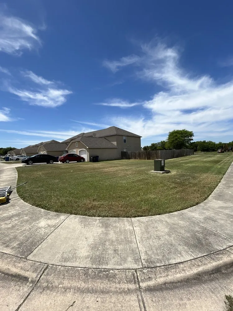 Top-rated residential landscaping experts serving Seguin, TX - Molina Landscape