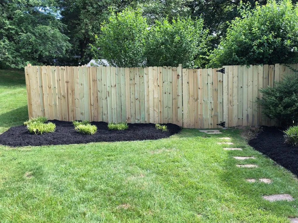 Professional outdoor landscaping experts serving Lanham, MD - Molina Landscaping