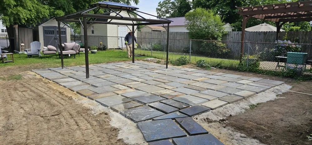 Reliable yard maintenance experts serving Townsend, DE - Molina's hardscape and landscape