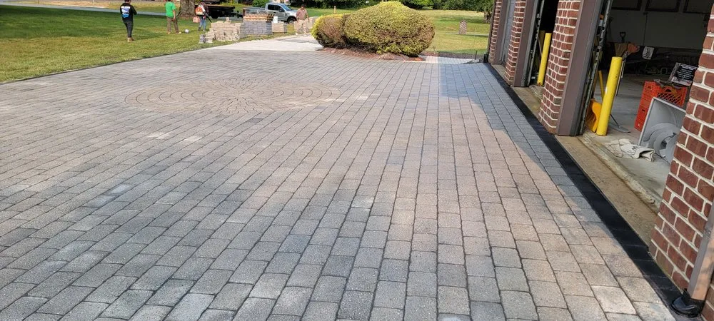 Trusted yard maintenance in Townsend, DE by Molina's hardscape and landscape