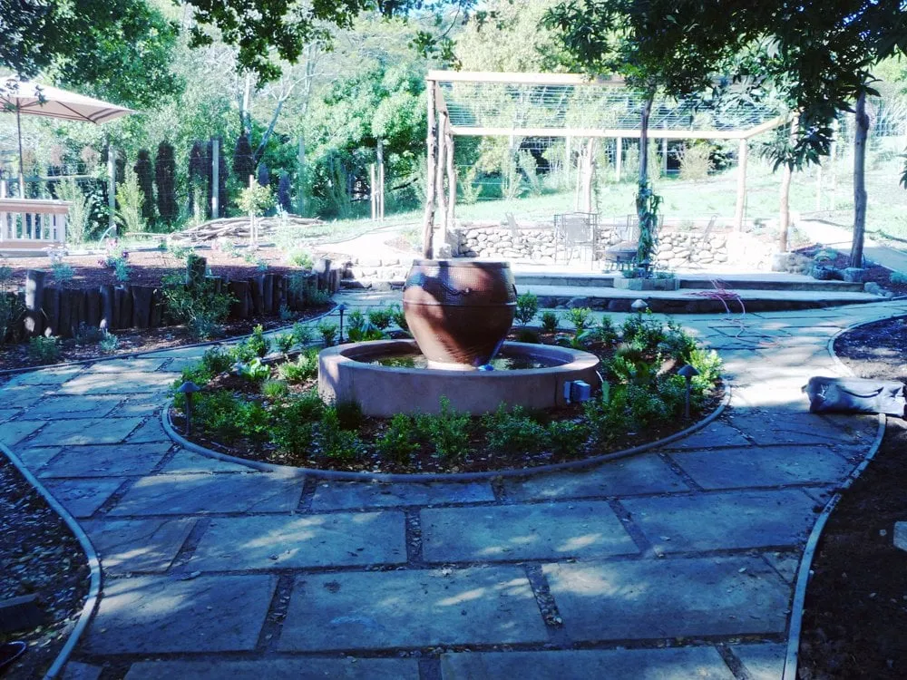 Top-rated outdoor landscaping for beautiful yards in San Rafael, CA by Moliver Landscape