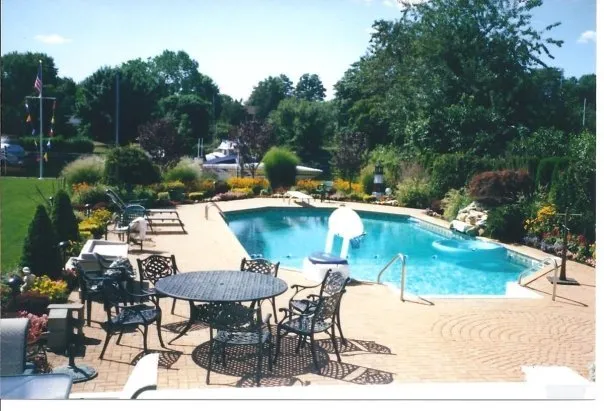 Reliable residential landscaping in Farmingdale, NY - Molloy Landscaping