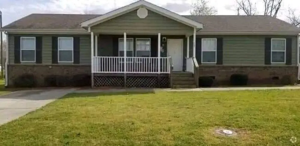 Trusted residential landscaping in Cambridge, MD by Molock and Sons Lawn Care