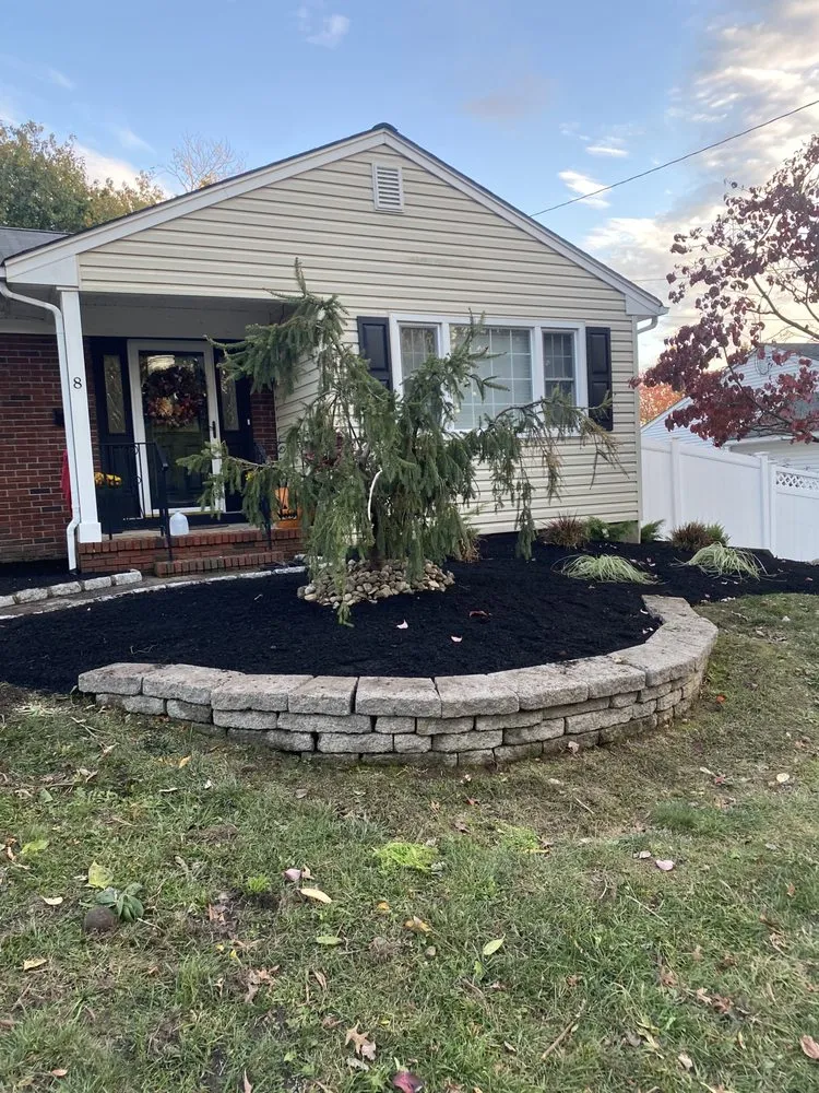 Custom residential landscaping for beautiful yards in Sayreville, NJ by Molteg Landscaping and Design
