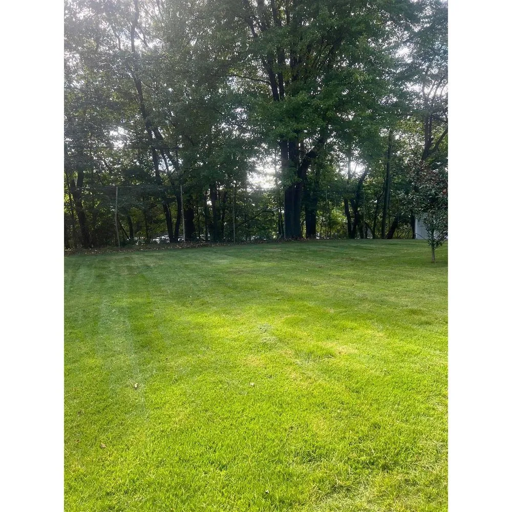 Affordable lawn mowing service in Glen Rock, NJ - Mom & Son Landscaping MP
