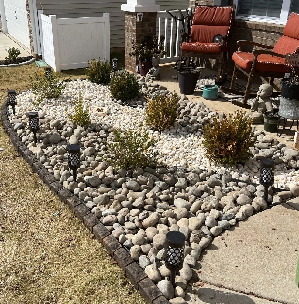Custom landscape design in Gastonia, NC by Mom and Pops Mulch Yard