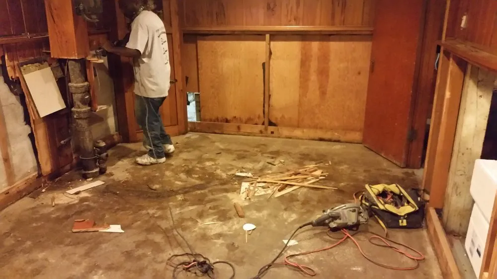 Professional landscaping services in Oak Park, IL by Monarch Contract Builders