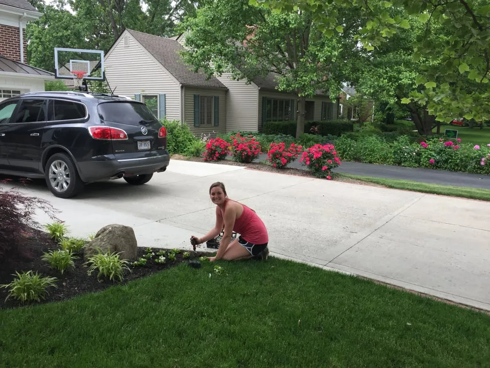 Top-rated lawn mowing service experts serving Columbus, OH - Monarch Landscape