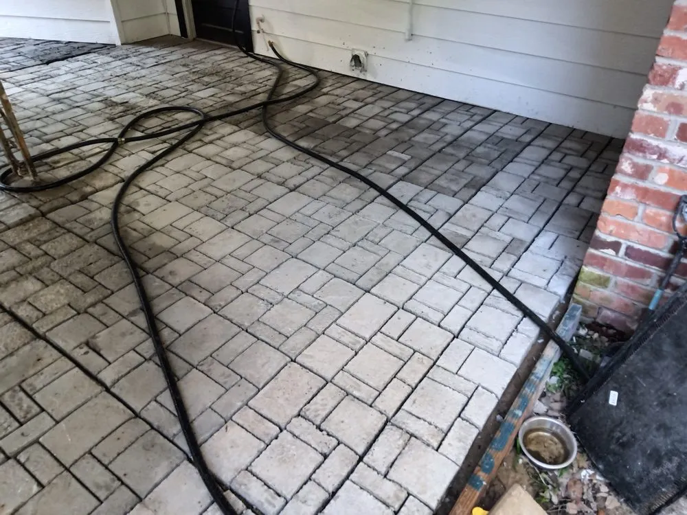 Custom garden landscaping for beautiful yards in Lake Charles, LA by Monbelly's Residential and Commercial Management