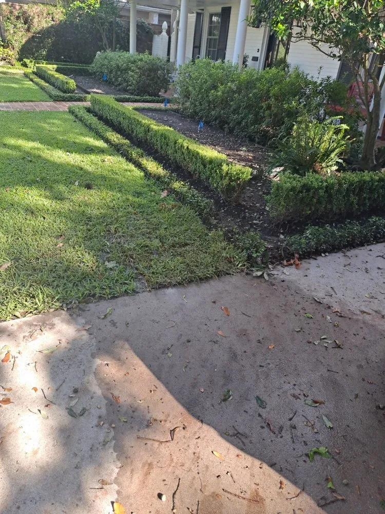 Expert garden landscaping experts serving Fresno, TX - Moncada Landscaping