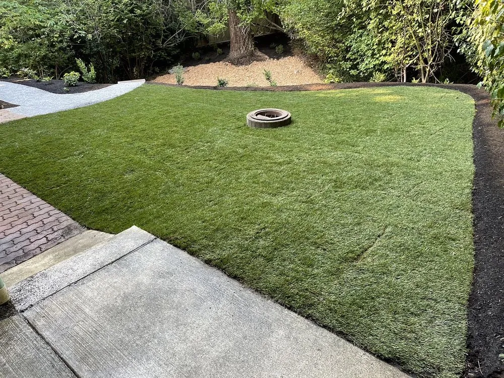Local landscaping services experts serving Lynnwood, WA - Mondragon Landscaping and Maintenance