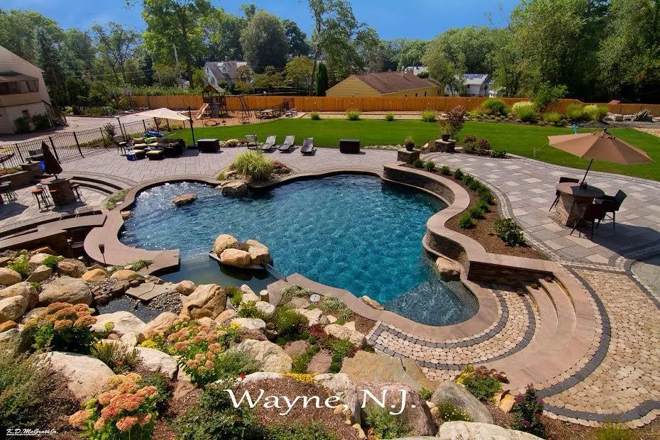 Expert garden landscaping experts serving Wayne, NJ - Monello Landscape Industries