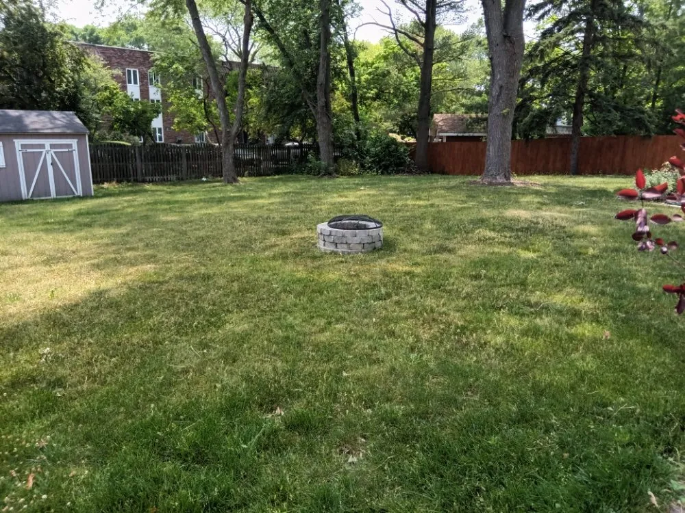 Local garden landscaping experts serving Genoa City, WI - Money Movers