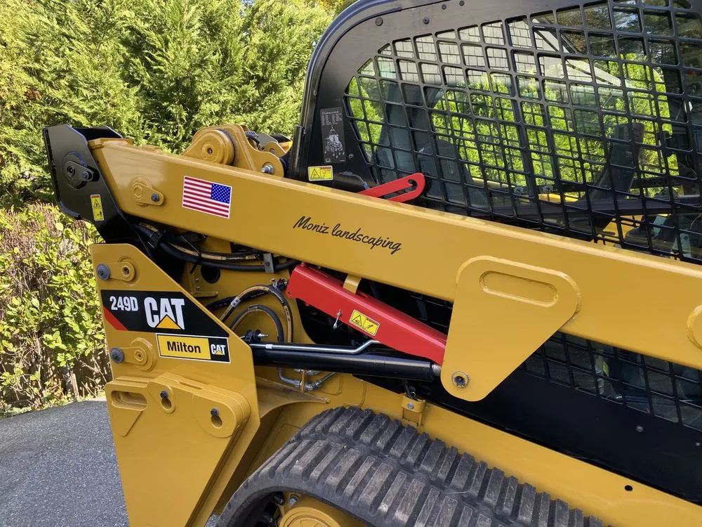 Custom landscaping services for year-round maintenance across Dartmouth, MA - Moniz Landscaping