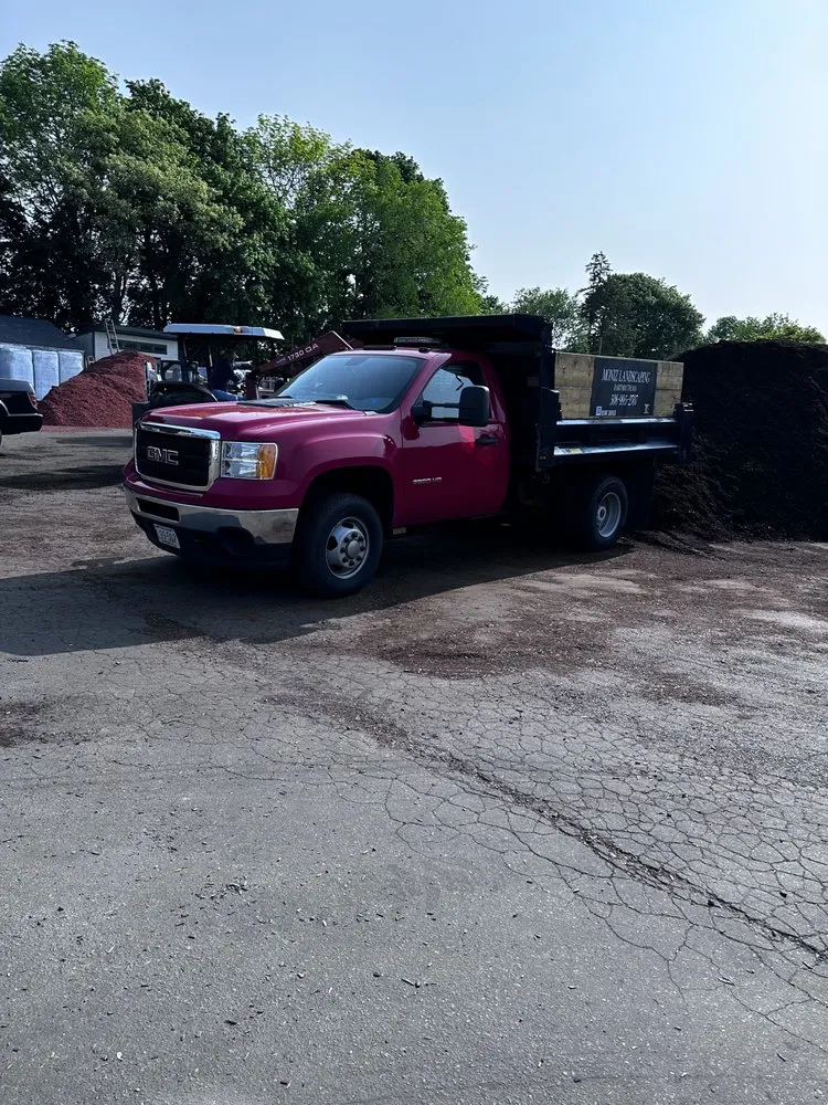 Expert outdoor landscaping experts serving Dartmouth, MA - Moniz Landscaping