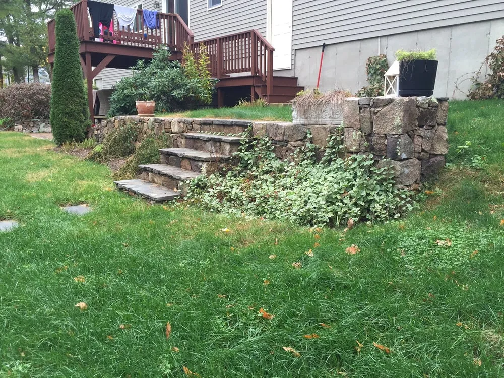 Custom garden landscaping experts serving Plainville, MA - Moniz Landscaping