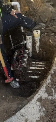 Monjas Landscaping Logo