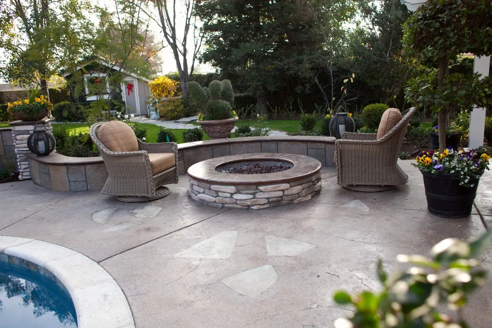 Affordable lawn mowing service for year-round maintenance across Bakersfield, CA - Monji Landscape Companies