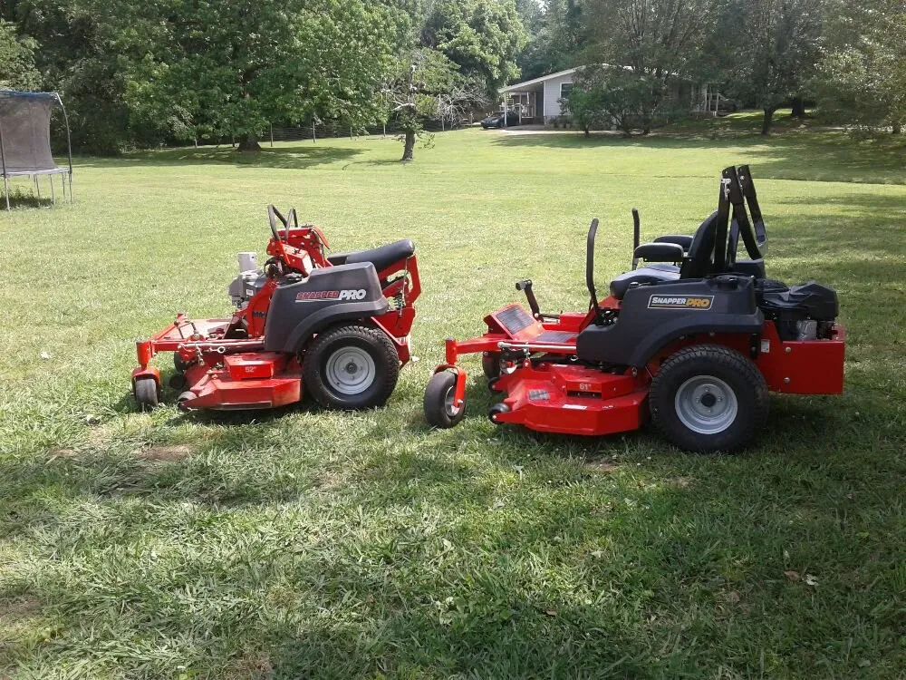 Affordable lawn mowing service experts serving Dayton, TN - Monkey Town Mowing