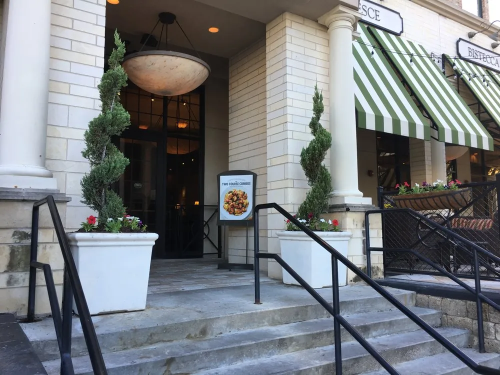 Reliable lawn care service in Houston, TX by Monroy Landscaping