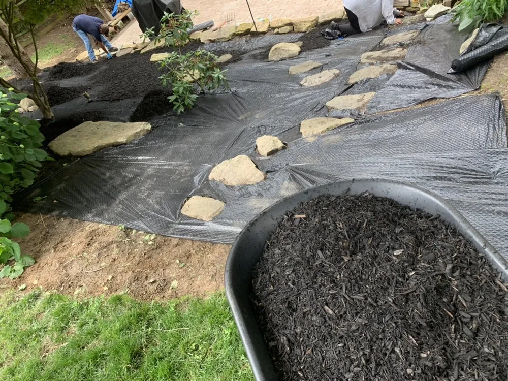 Reliable garden landscaping experts serving Oxford, PA - Monroy Landscaping