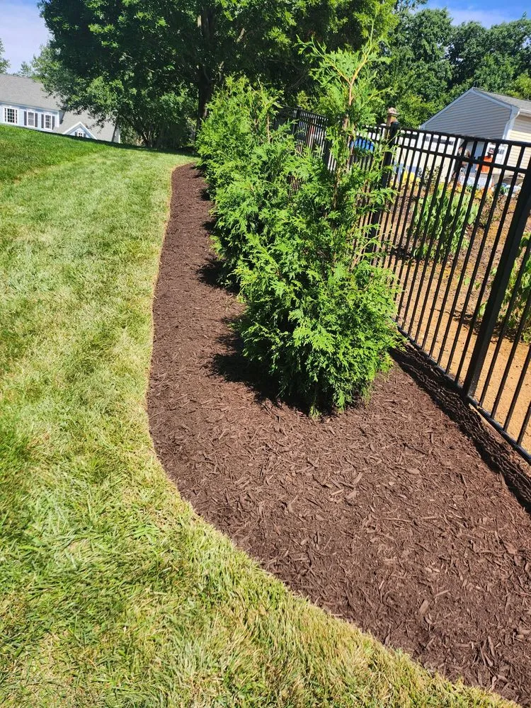 Top-rated garden landscaping experts serving Westminster, MD - Monroy Landscaping Service