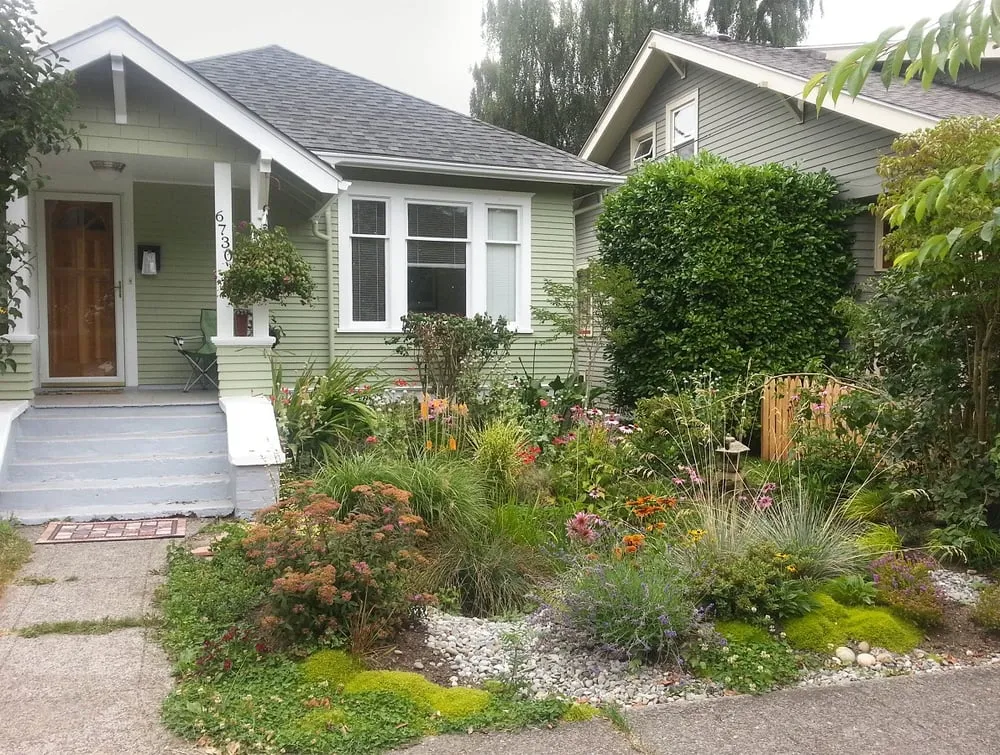 Professional lawn mowing service experts serving Seattle, WA - Monsoon Rain Gardens