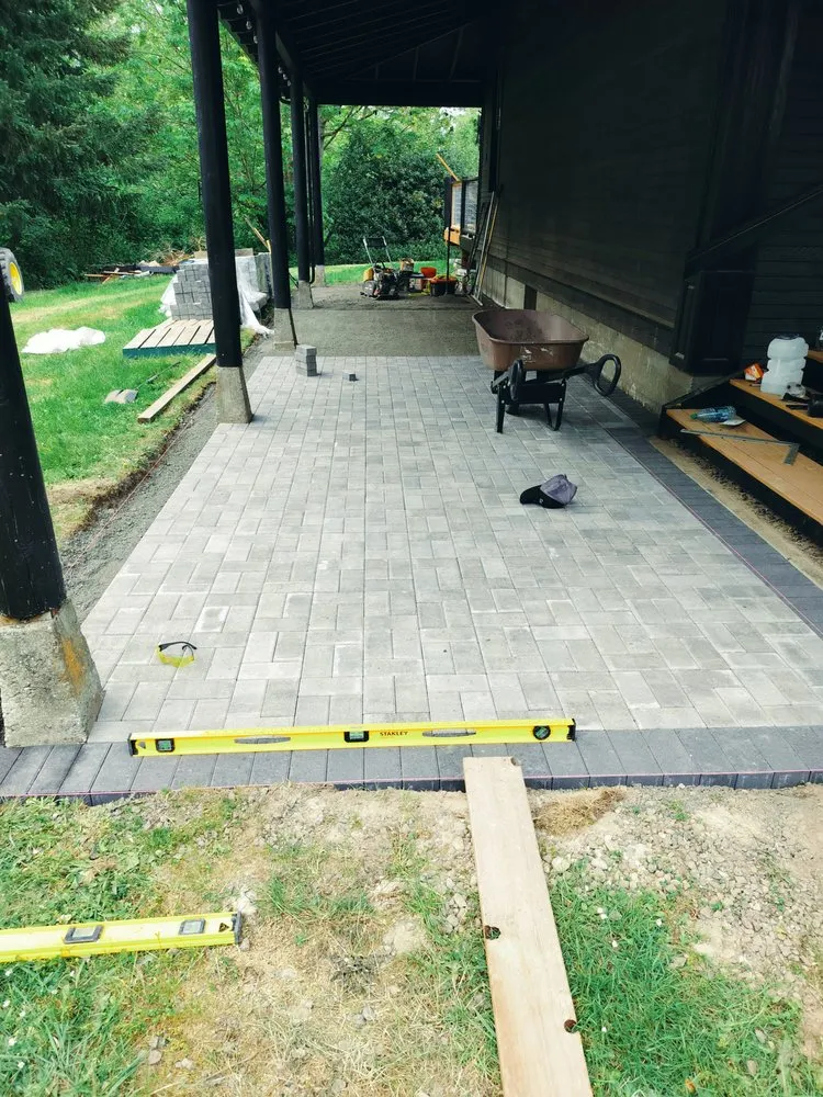 Professional garden landscaping for outdoor upgrades in Renton, WA by Monstera landscaping