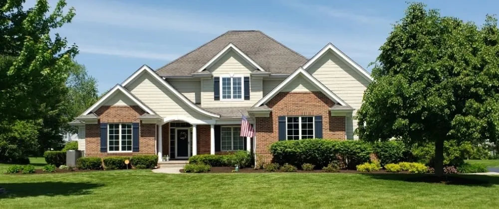 Local lawn care service experts serving Round Lake, IL - Montan Landscape