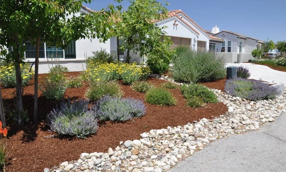 Expert landscaping services for residential properties in Portland, OR by Montana Landscaping Maintenance
