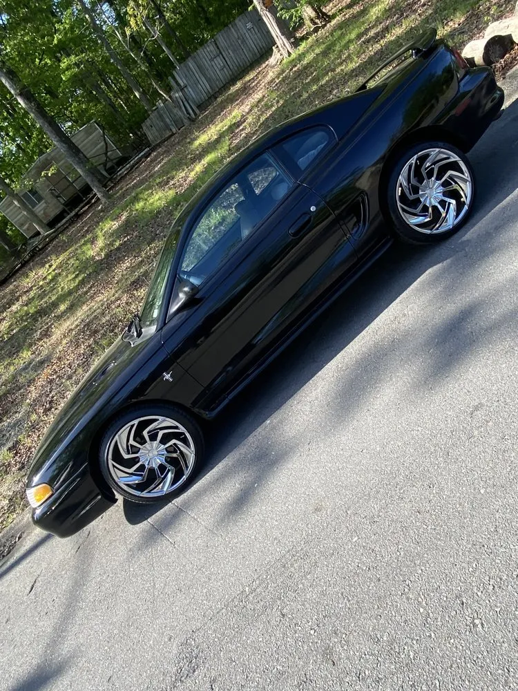 Top-rated yard maintenance in Little Rock, AR - Montana’s New/used Rims & Tires/Lawn Maintenance