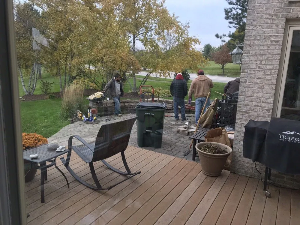 Reliable residential landscaping experts serving Naperville, IL - Montanos Landscaping