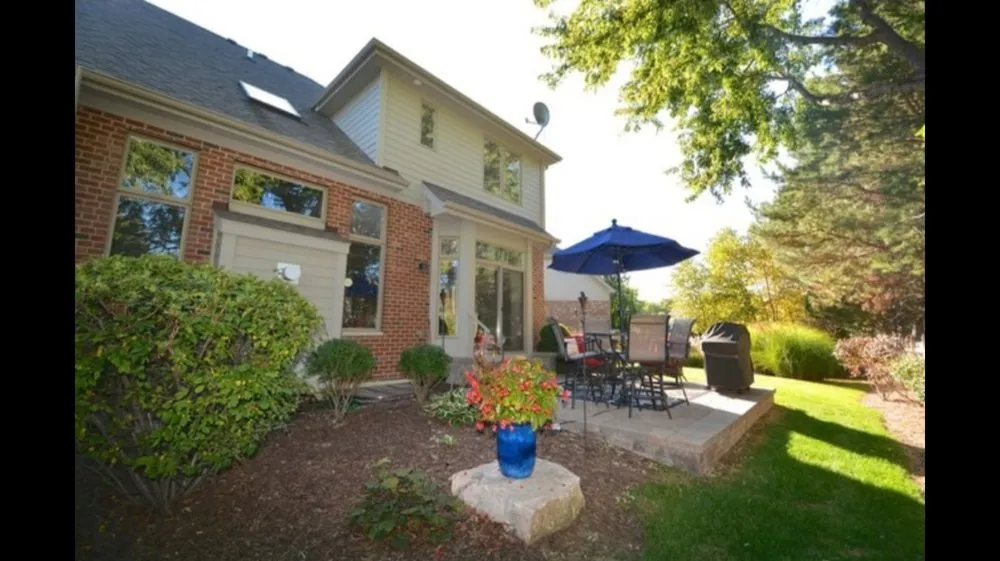 Expert garden landscaping in Naperville, IL - Montanos Landscaping