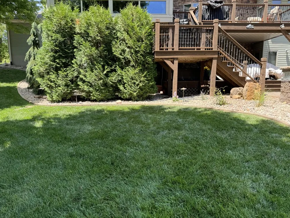 Reliable landscaping services experts serving Council Bluffs, IA - Montenegro Landscaping