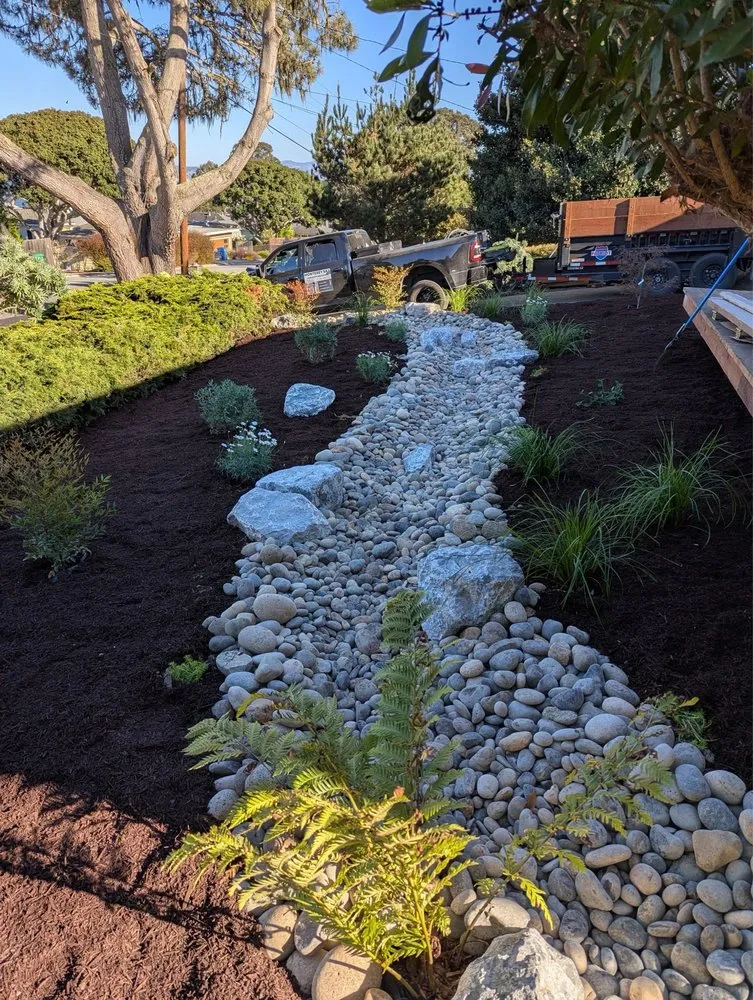 Trusted lawn mowing service experts serving Monterey, CA - Monterey Bay Landscape Innovation