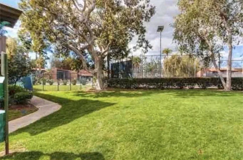 Reliable lawn mowing service in Santa Ana, CA - Monterey Villas