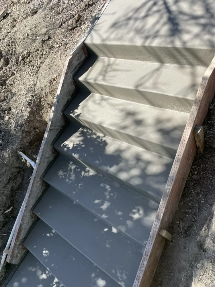 Professional residential landscaping experts serving Stockton, CA - Montero Concrete & Lanscape