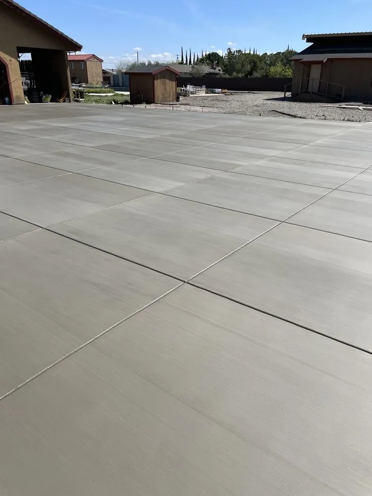 Affordable lawn mowing service in Stockton, CA by Montero Concrete & Lanscape