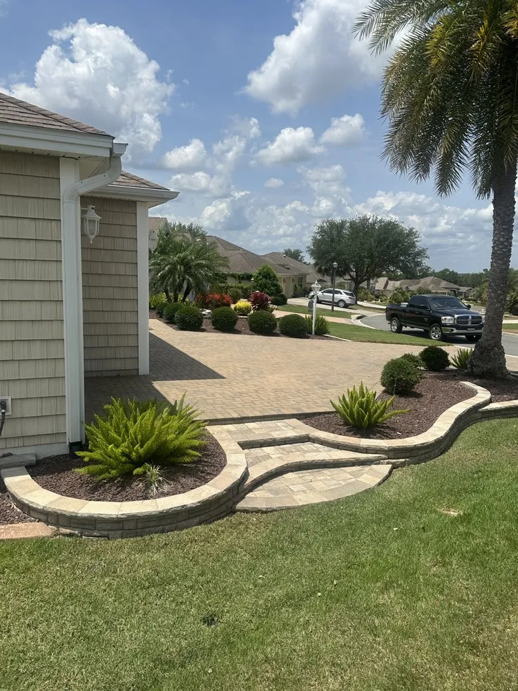 Reliable yard cleanup service experts serving Leesburg, FL - Montero Home Improvements