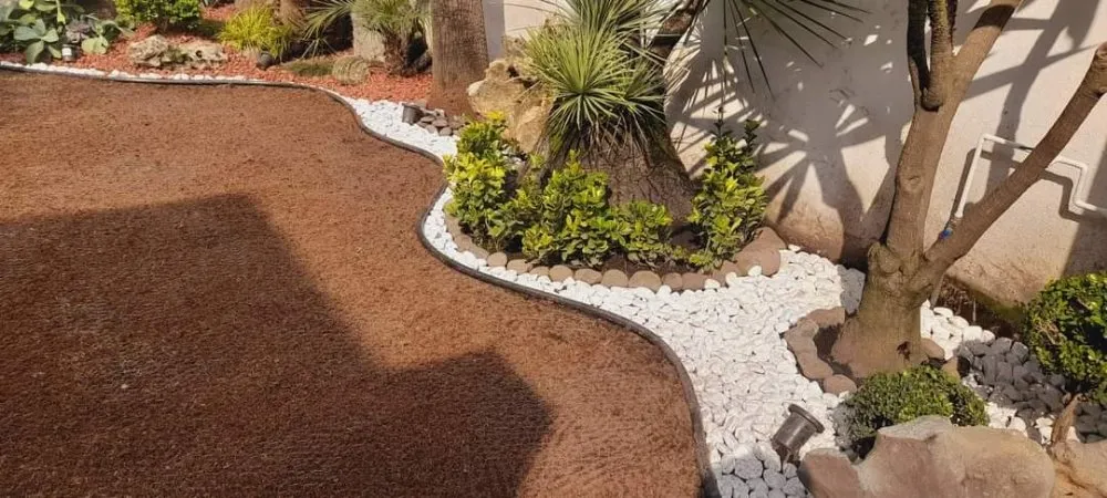 Reliable garden landscaping in Los Angeles, CA by Monteros Landscaping