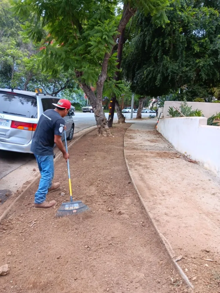 Affordable landscape design experts serving Los Angeles, CA - Monteros Landscaping