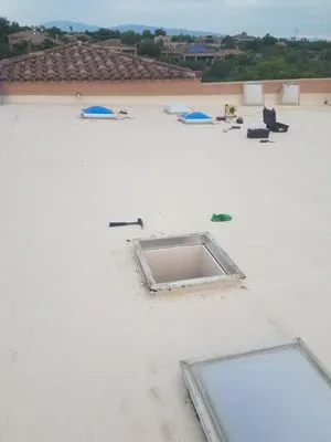 Montes Home Works Logo