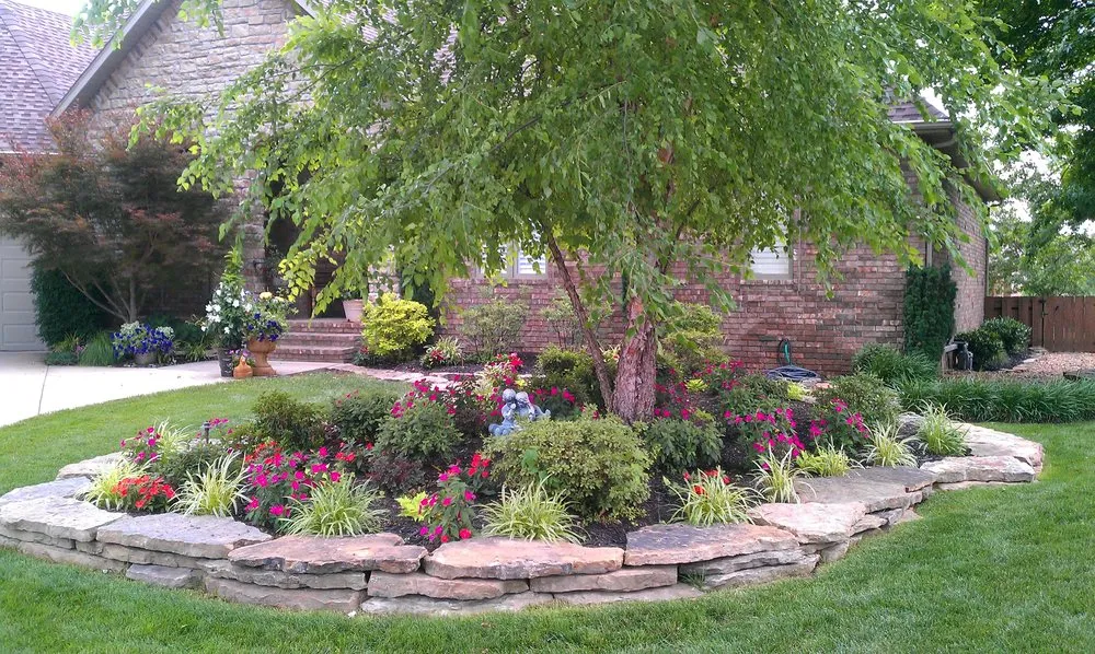 Professional outdoor landscaping in Cathedral City, CA by Montez Landscaping